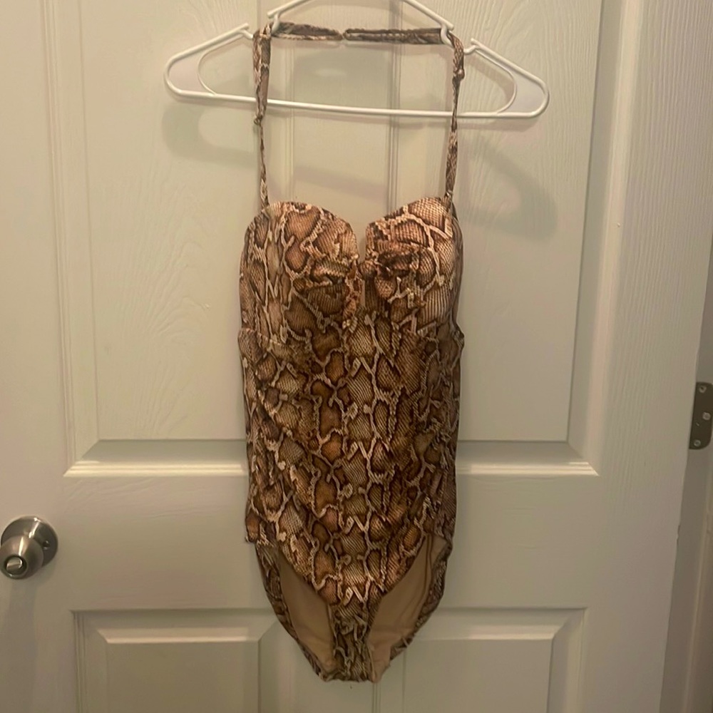 Kona Sol Brand New Ladies Swimsuit